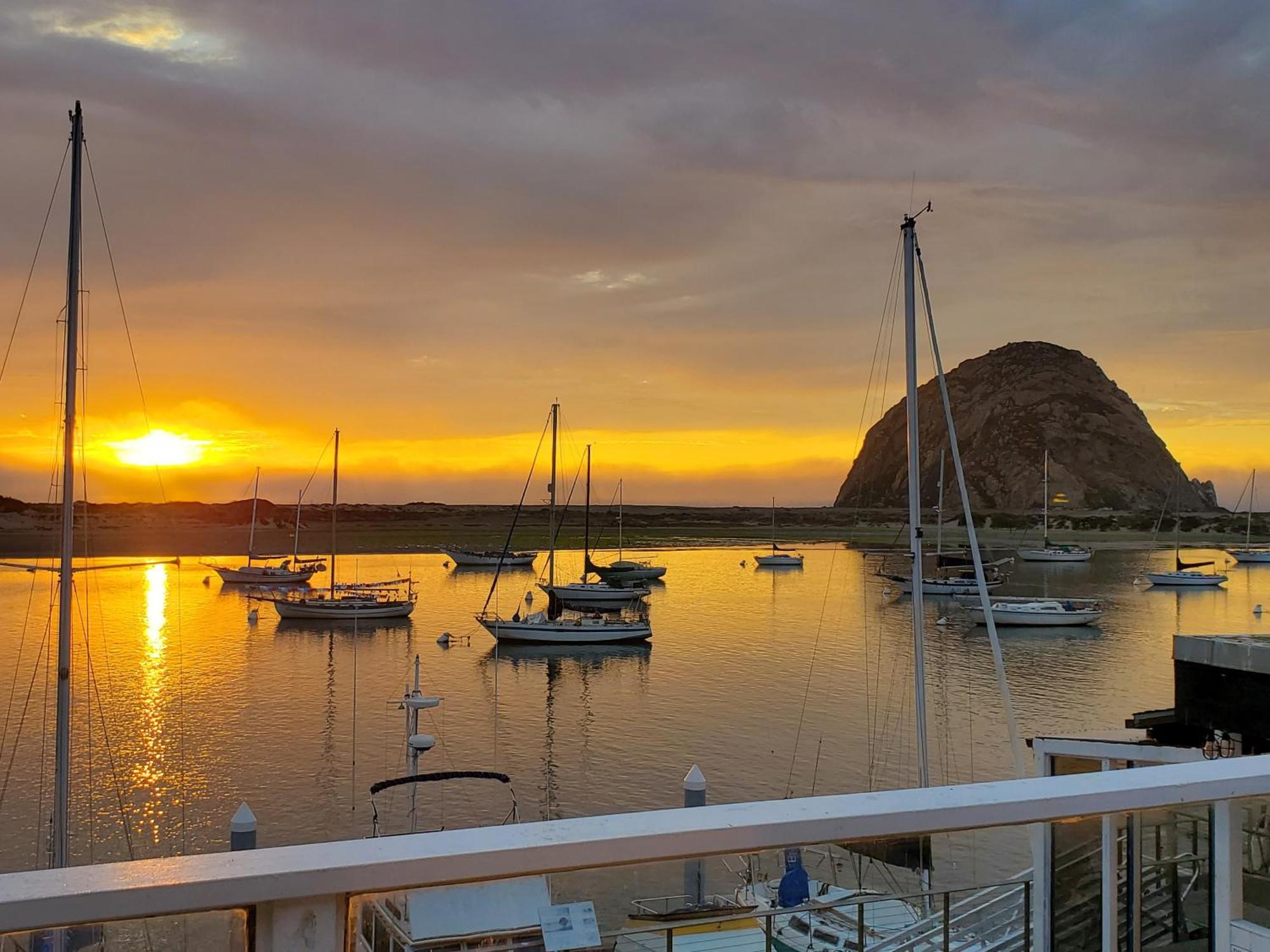 Gray'S Inn & Gallery Morro Bay Exterior photo